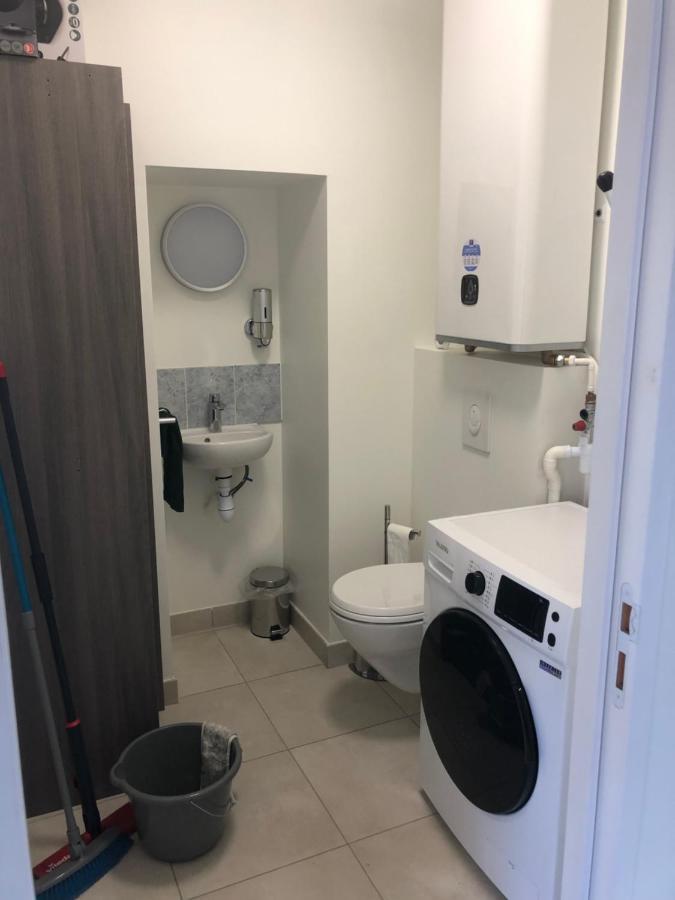 Residence Merlin Appartement Arthur Saint-Malon-sur-Mel Exterior photo